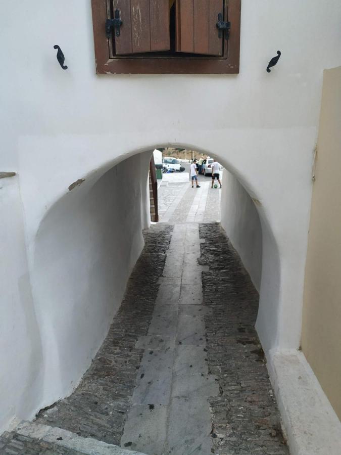 Azura, Traditional Residence In Ano Syros Eksteriør billede